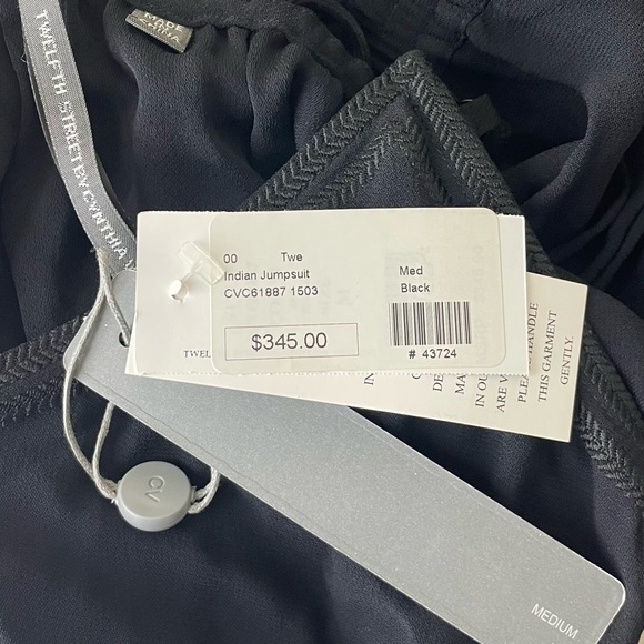 TWELFTH STREET BY CYNTHIA VINCENT NWT BLACK INDIAN JUMPSUIT IN BLACK MEDIUM - Picture 5 of 10